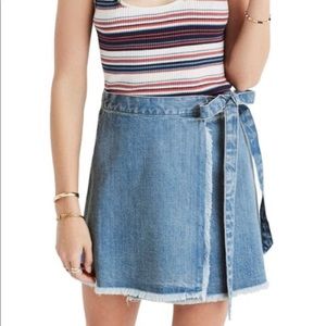 Madewell | Denim Wrap Skirt | Size 2